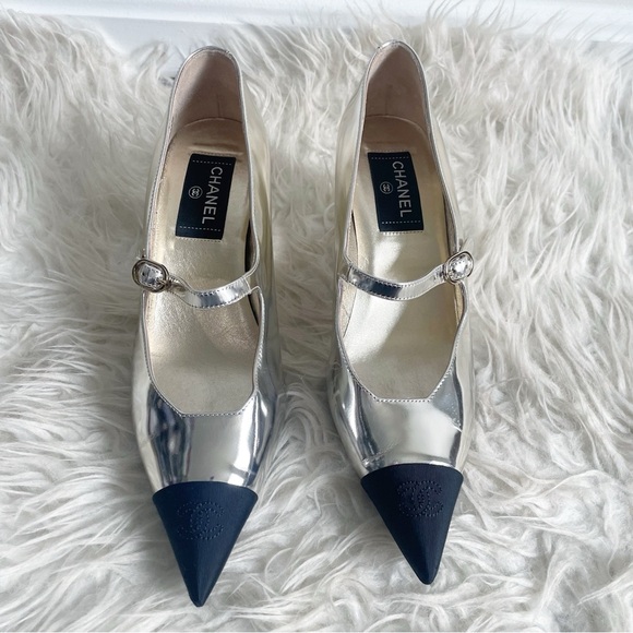 Chanel Interlocking CC Logo Metallic Mary Jane Wedge Pump Gold Black Pointed Toe - Picture 2 of 14